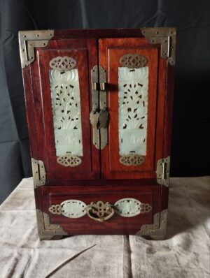 Винтажный китайский ювелирный шкаф